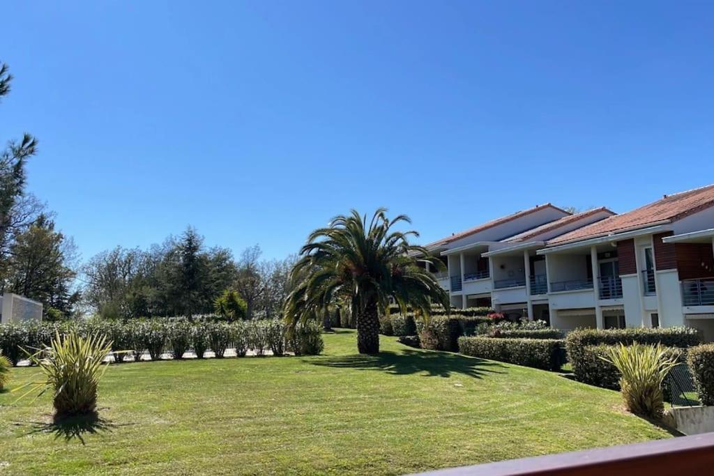 Votre Sejour Cosy A Frejus! Apartment Екстериор снимка