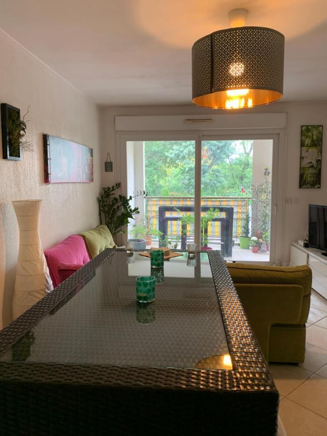 Votre Sejour Cosy A Frejus! Apartment Екстериор снимка